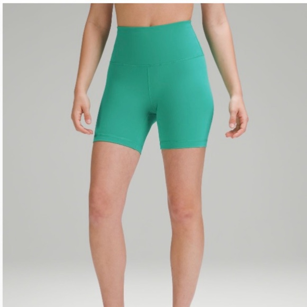 Green lululemon biker short